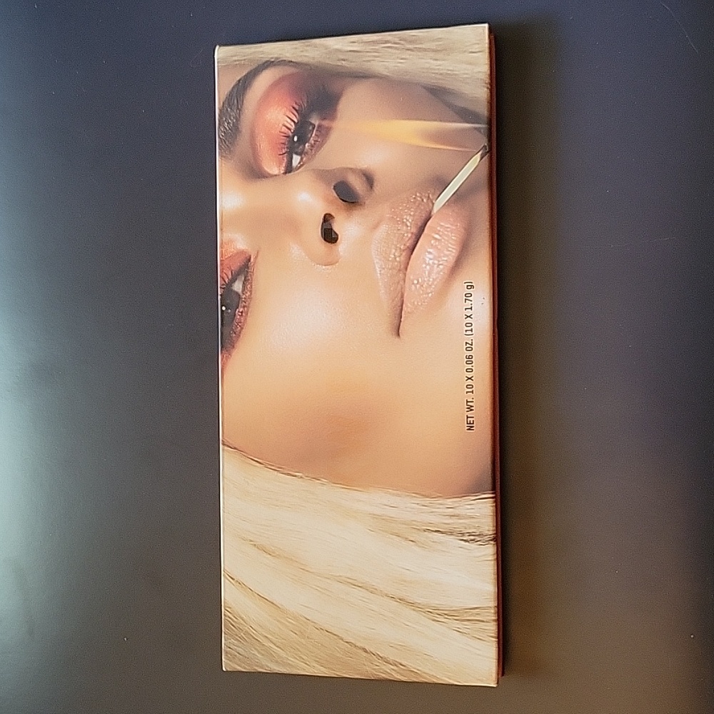 KKW Sooo Fire Palette
